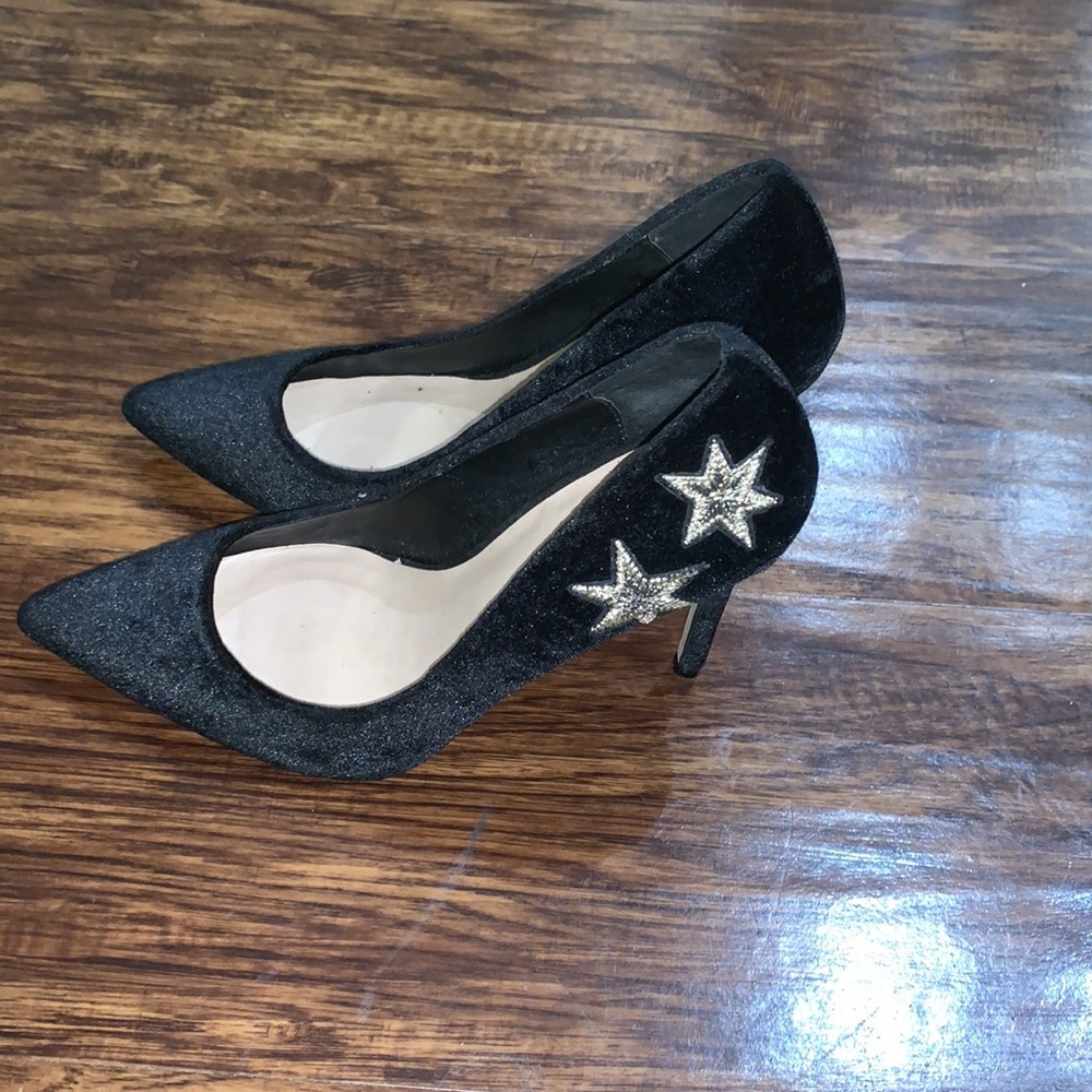 Mix No.6 Velvet Black Pumps With Gold Stars